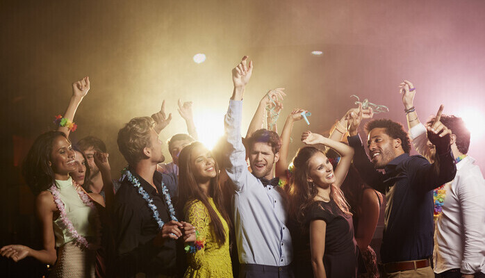 Extras till reklaminspelning 16 okt - Fylla ett dansgolv till en club 