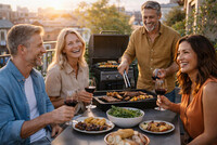 Gjeng som griller på balkong 30-60 år til reklamefilm