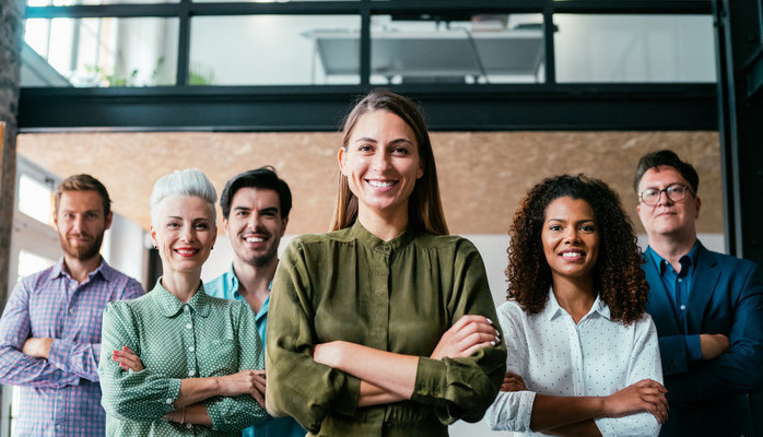 Statister i alderen 25 - 70 til et filmopptak i Oslo 