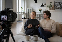 Kjærestepar i 20–40-årsalderen til en reklamefilm