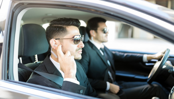 Kvinna/Man 50-65 år sökes för enklare skådespelarinsats till inspelning (taxichaufför)