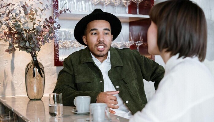 Modeller sökes till reklaminspelning för hamburgerkedja