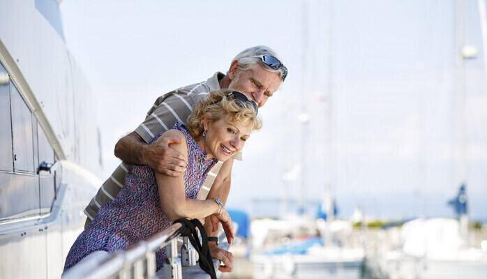 Mor og far med nordisk utseende (40-50 år)  til reklamefilm