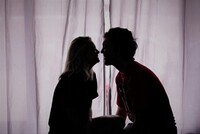 Par sökes till reklamfilm/bilder för kondomer