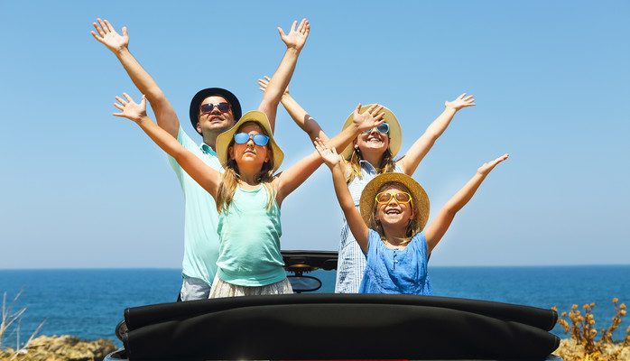 Söker familj för ICA (2500kr/vuxen/dag, 1500kr/barn)