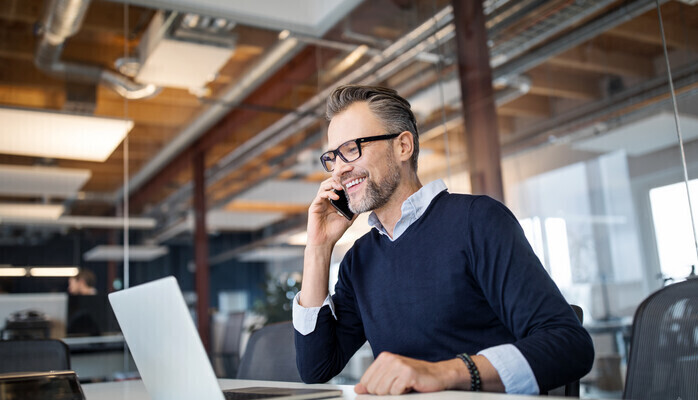 SÖKES: Man till annonsfilmer på sociala medier
