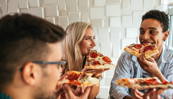 Statister skes till reklamfilm  fr pizza