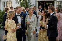 Statister i alder 35-60 til et bryllup i en TV-serie 