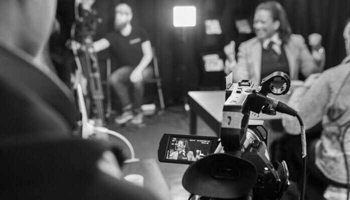 Ta steget från statist till skådespelare – prova i riktig filmstudio