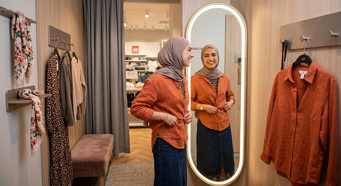 Kvinna 20-30 med hijab sökes till en kampanj för köpcentrum