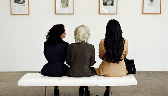 Kvinnor och män mellan 70-90  år sökes till fotografering för Socialstyrelsen