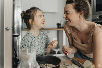 Mamma och dotter 4-6 r fr fotografering i Stockholm