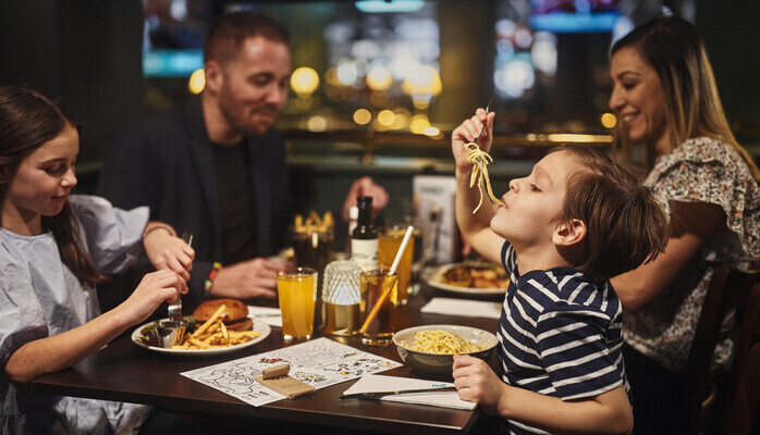 Reklambilder för en internationell restaurangkedja