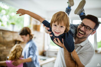 OBOS medlem familie -  familie (helst ekte, men sammensatt gr ogs) til en fotografering for OBOS 