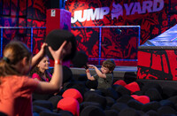 Barn i åldrarna 4-8 år till rolig reklaminspelning på JumpYard