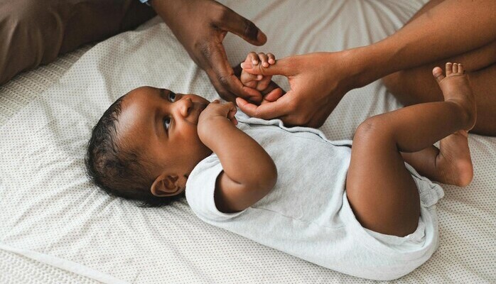 Bebisar, ca 5 mån - 1 år sökes till reklamfilm för möbelföretag