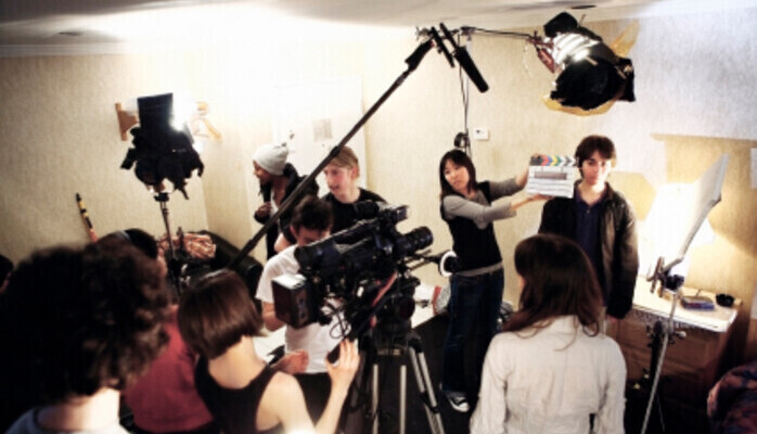 Casting till kreativ och lekfull reklaminspelning!