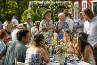 Midsommarfest-gäster sökes till humorserie!
