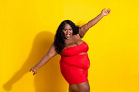 Plus size personer sökes till humoristisk musikvideo för stor scenproduktion!