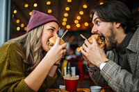 Pub-gäster sökes till ny Netflix-serie! (Södertälje)