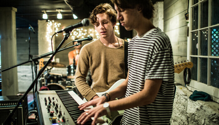 Tonåringar 13-15 år, som spelar instrument, sökes till reklamfilm