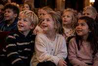 Barn født 2013–2017 til familieforestilling på Nationaltheatret!