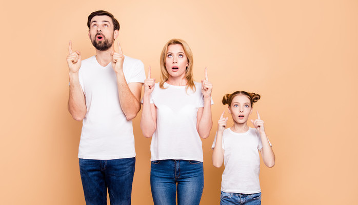 Familie utbygger -  Familie p tre - foreldre 30-40 r, barn ca 10 r skes til mindre roller 