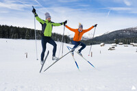 Skifamilie - Far og 2 Barn (jente og gutt ca. 7-12 år)alle etnisiteter til Netflix-serien Legevakta