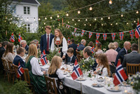 Statister til en konfirmasjon til reklame for kjent norsk byggevarekjede