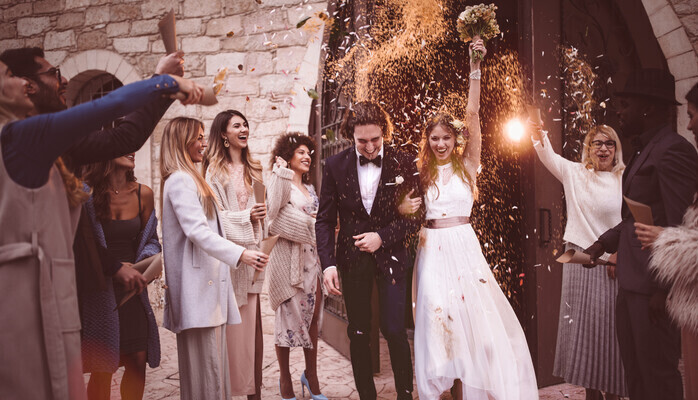 Vi sker skuespillere og statister 25-50 r for innspilling lrdag 6. september