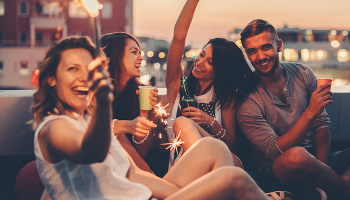 Stayer Ungdom - Statister og skuespillere 15-25 r skes til noen mindre roller i TV-serien Stayer