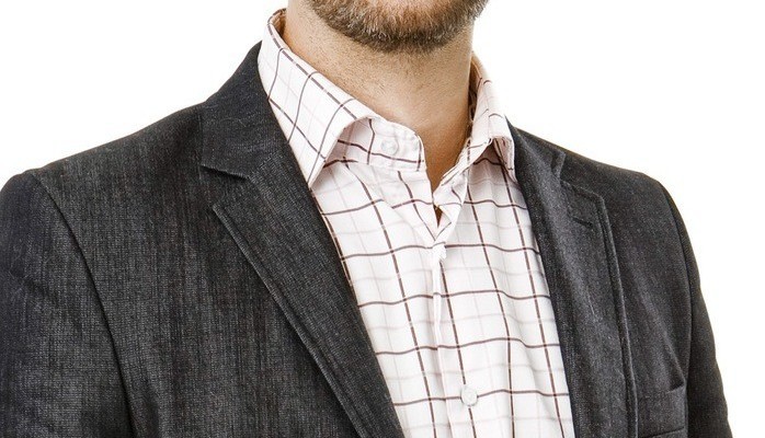 blond / mörkblond man till  stillbild + video till ett finnansbolag