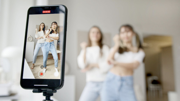 Tiktok-anvndare skes till reklamfilm