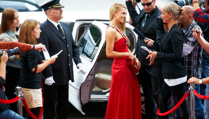 Tinghuset - Vi søker etter statister som skal spille ett brudepar til førstkommende Fredag 