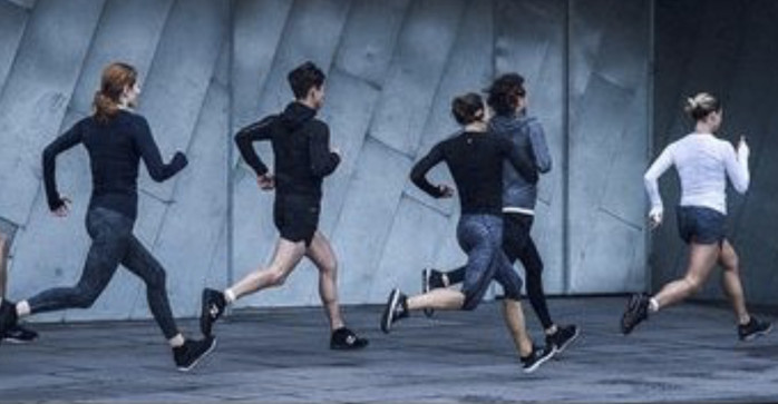 Trningsintresserade statister till reklamfilm