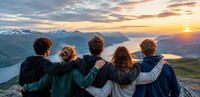 Unge mennesker 19-22 år - Leter du etter livets sommerjobb?
