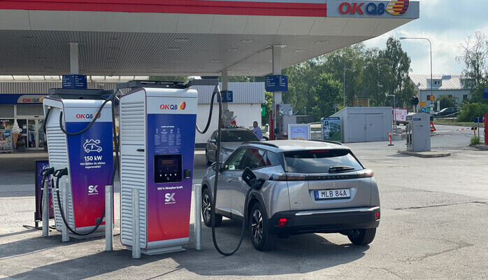 Korta intervjuer med OKQ8 för elbilar och laddstationer
