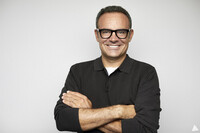 Norsktalende mannlig creator 40–50 år