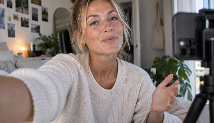 Ung, norsktalende kvinnelig creator 18–30 år
