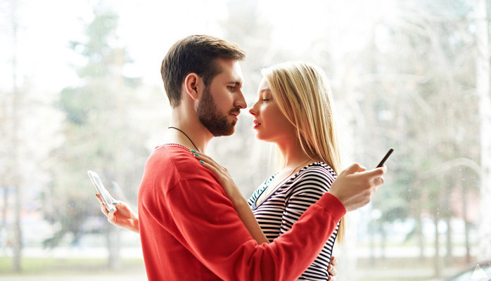 Vi  sker mann og kvinne i 30-rene (kan vre kjrestepar) til reklamefilm 