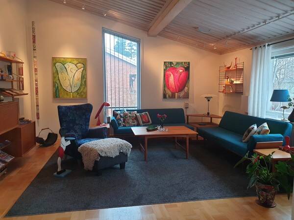Hus - Villa i Västerås och Sommarstuga vid sjö
