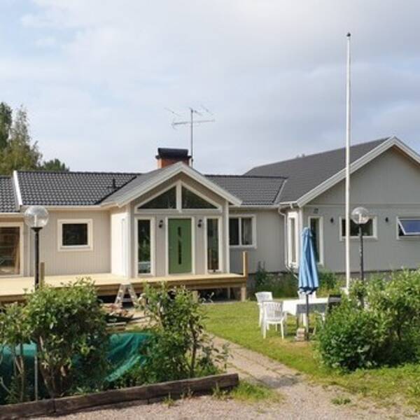 Hus - Vill i Strngns