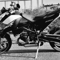 Ktm duke 690  Ktm duke 690