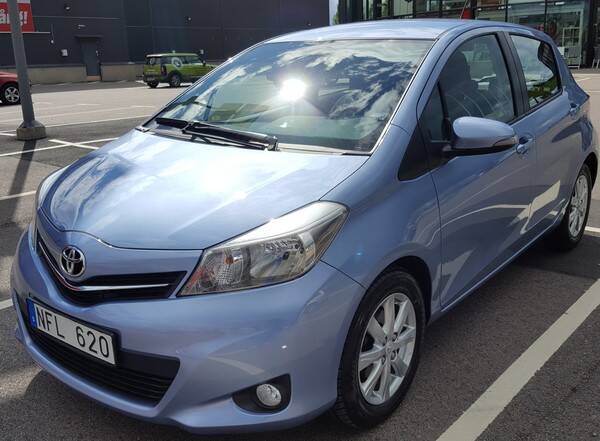 Fordon - Toyota Yarris  Fordon - Toyota Yarris