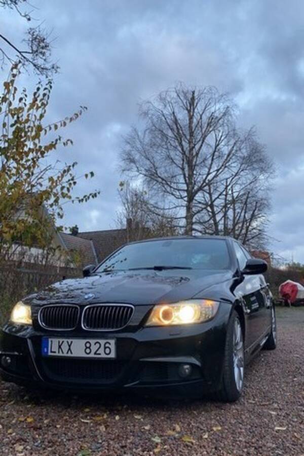 Fordon - BMW 325i