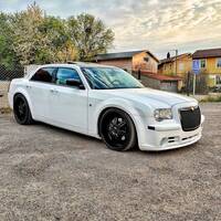 300c SRT8