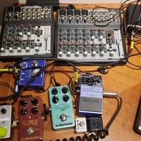 Effektpedaler till gitarr/bas Effektpedaler till gitarr/bas