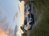 Land Rover Discovery Sport & Renault Zoe Land Rover Discovery Sport & Renault Zoe