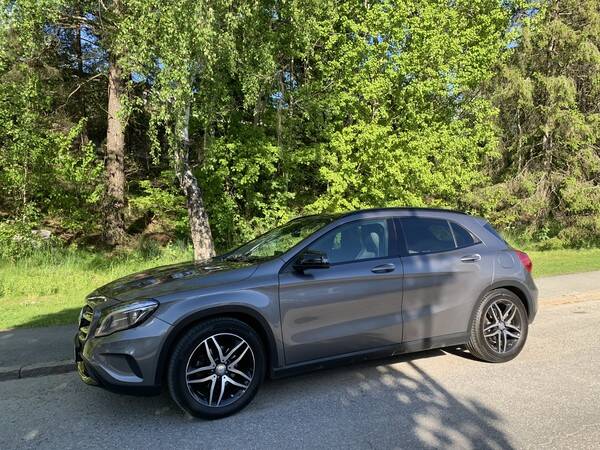 Fordon - Mercedes GLA 