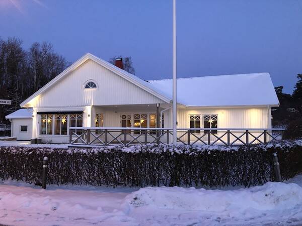 Hus - Villa med stort garage i Grbo